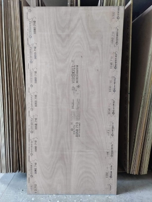 Picture of Century Plywood Bond 710 BWP Grade Hardwood With 710 AAA Grade With BWP Treatment with 15 years Warranty 8 feet x 4 Feet, 18 MM Thickness
